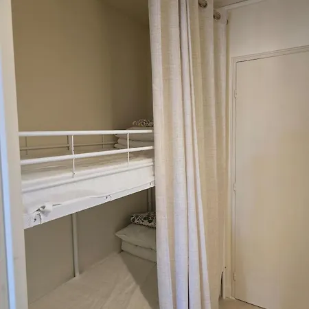 شقة Charming Air-conditioned With Sea View *