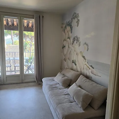 Charming Air-conditioned With Sea View